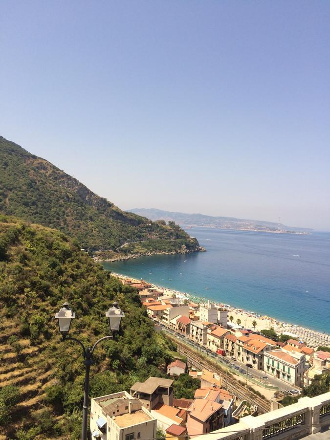 La Bastia Bed and Breakfast Scilla Buitenkant foto