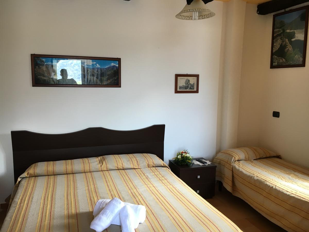 La Bastia Bed and Breakfast Scilla Buitenkant foto