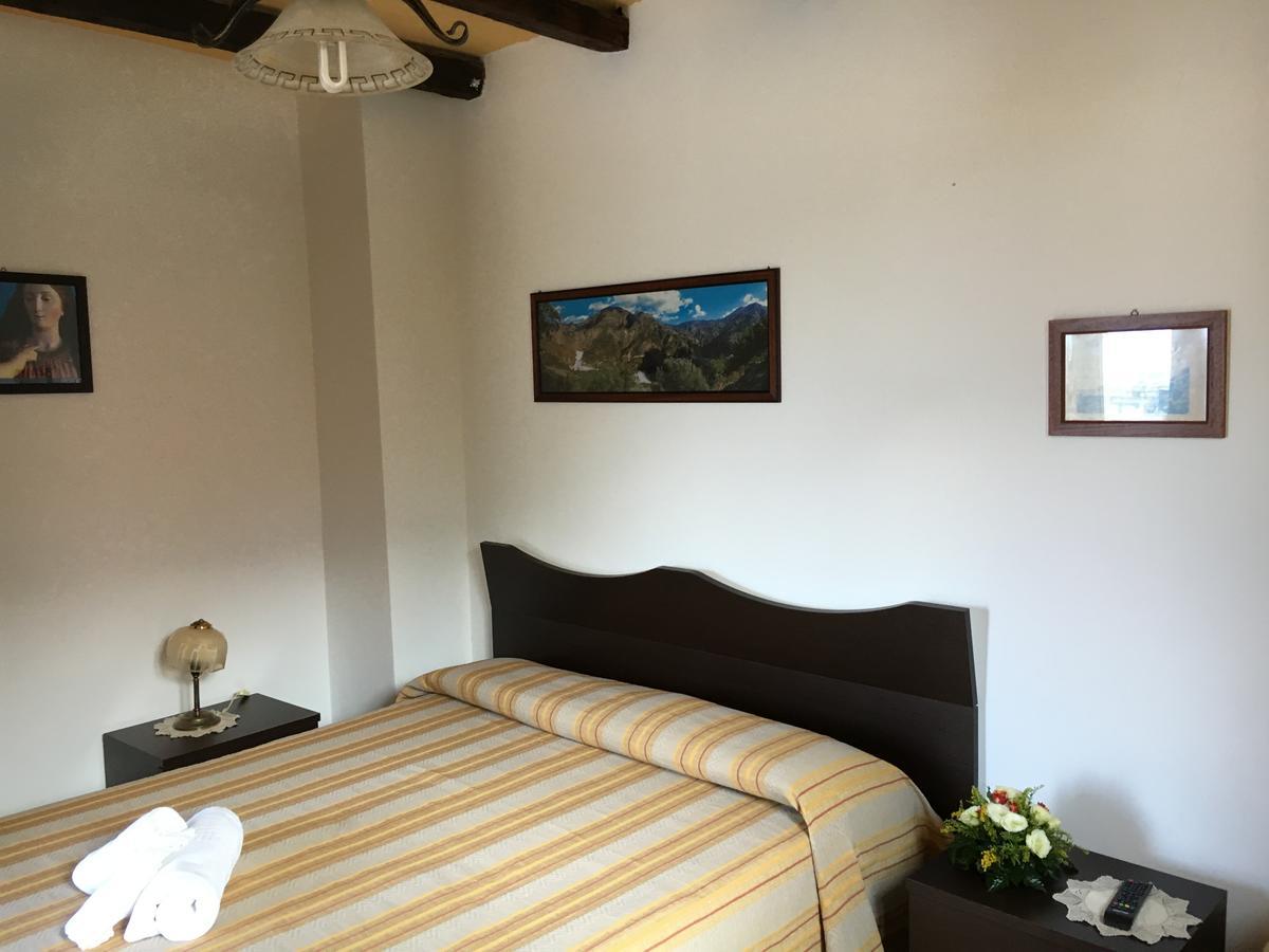 La Bastia Bed and Breakfast Scilla Buitenkant foto