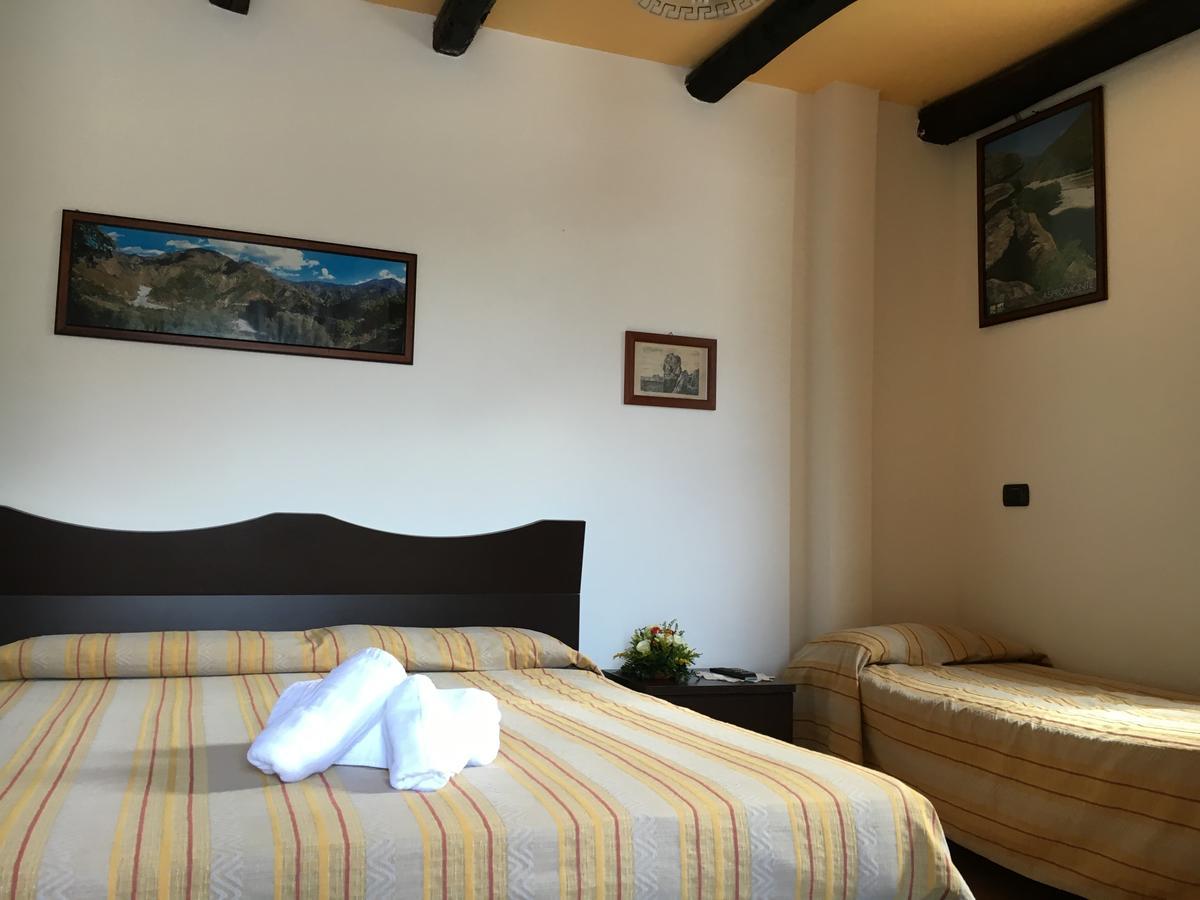 La Bastia Bed and Breakfast Scilla Buitenkant foto